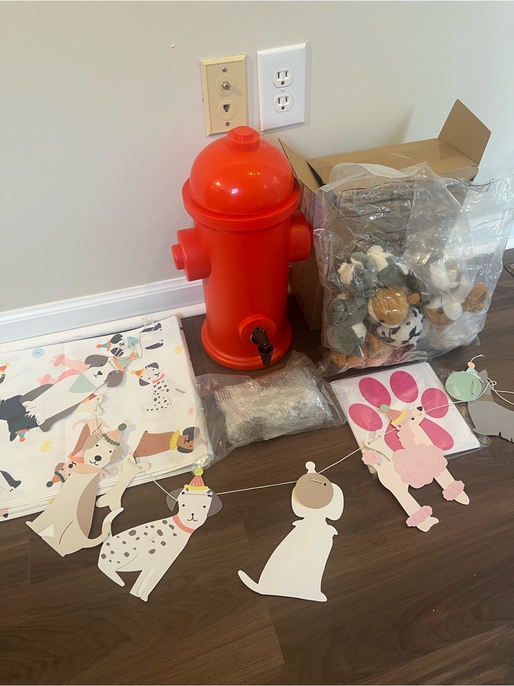 Amazon Red Fire Hydrant Drink Dispenser with Dog Party Decorations